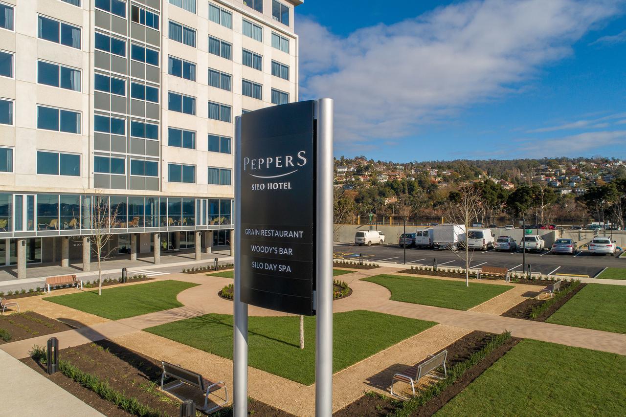 Peppers Silo Hotel Launceston Bagian luar foto Peppers Silo Hotel